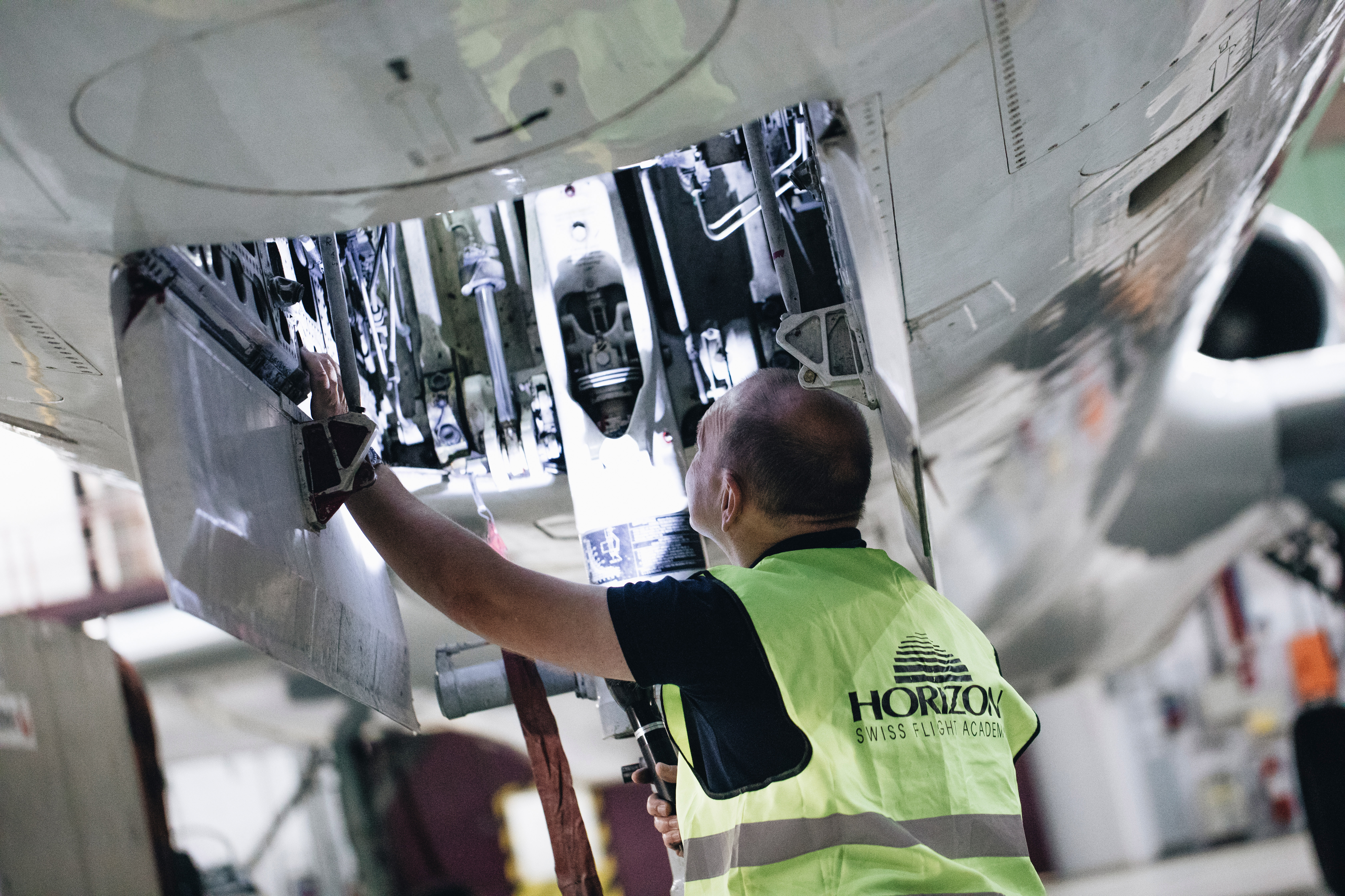 Technical Training Theory Practical Horizon Swiss Flight Academy