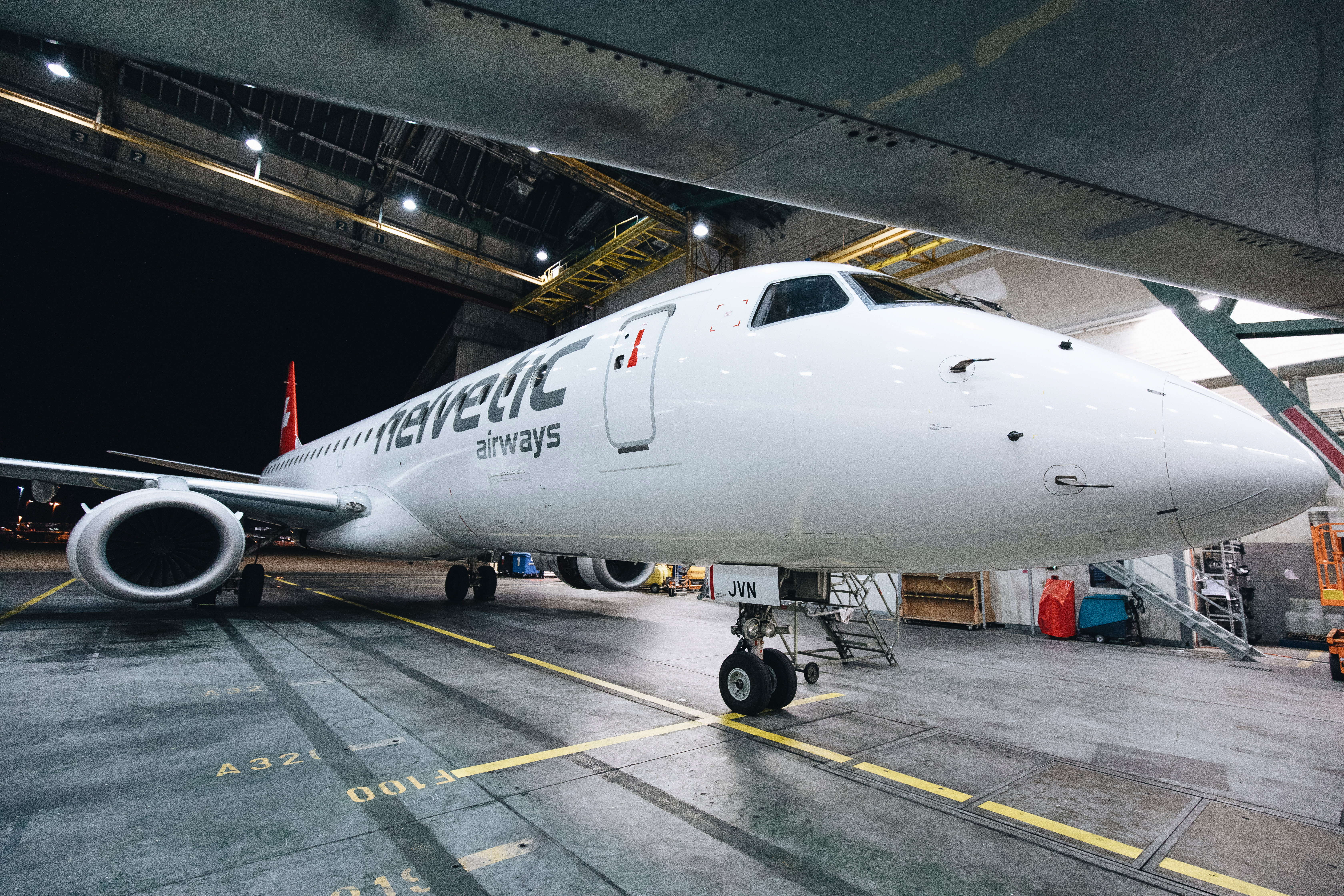 Helvetic Airways Embraer ERJ 190 Horizon Swiss Flight Academy