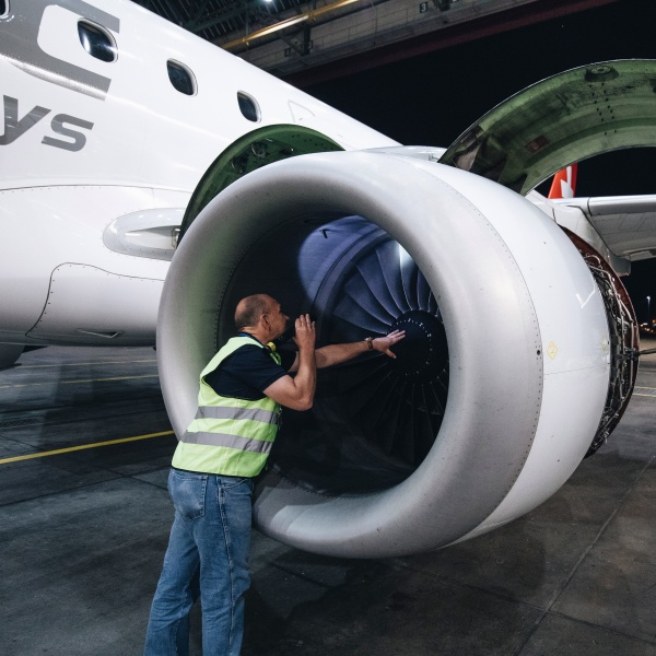 Technical Training Helvetic Embraer Horizon Swiss Flight Academy